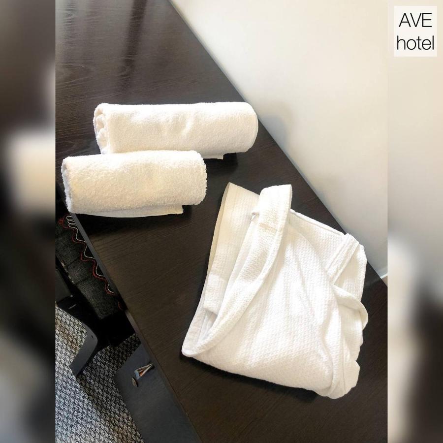 Ave Hotel Osh Exterior foto